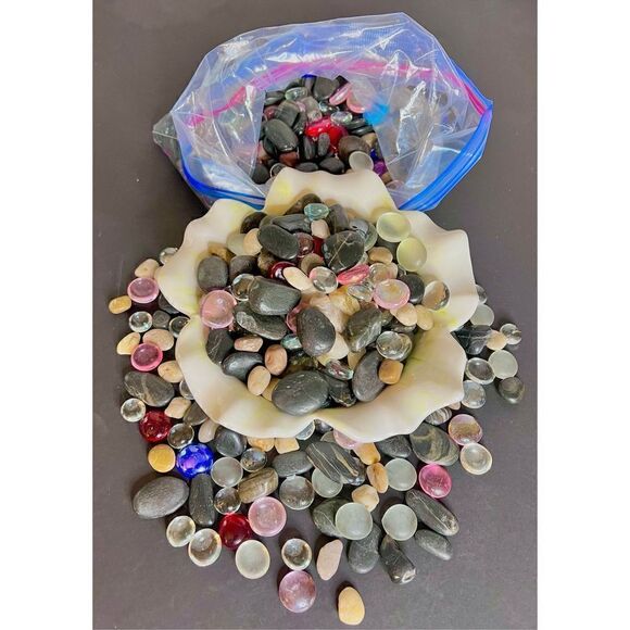 Lot of 4.5 lbs Polished Stones, Rocks, Glass Beads For Crafts and Decorating - Picture 1 of 8